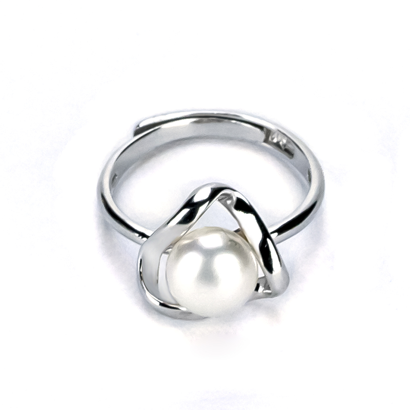 Silver Pearl Ring 