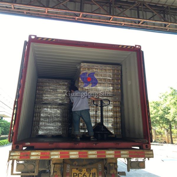 tin cans packing tin cans packing