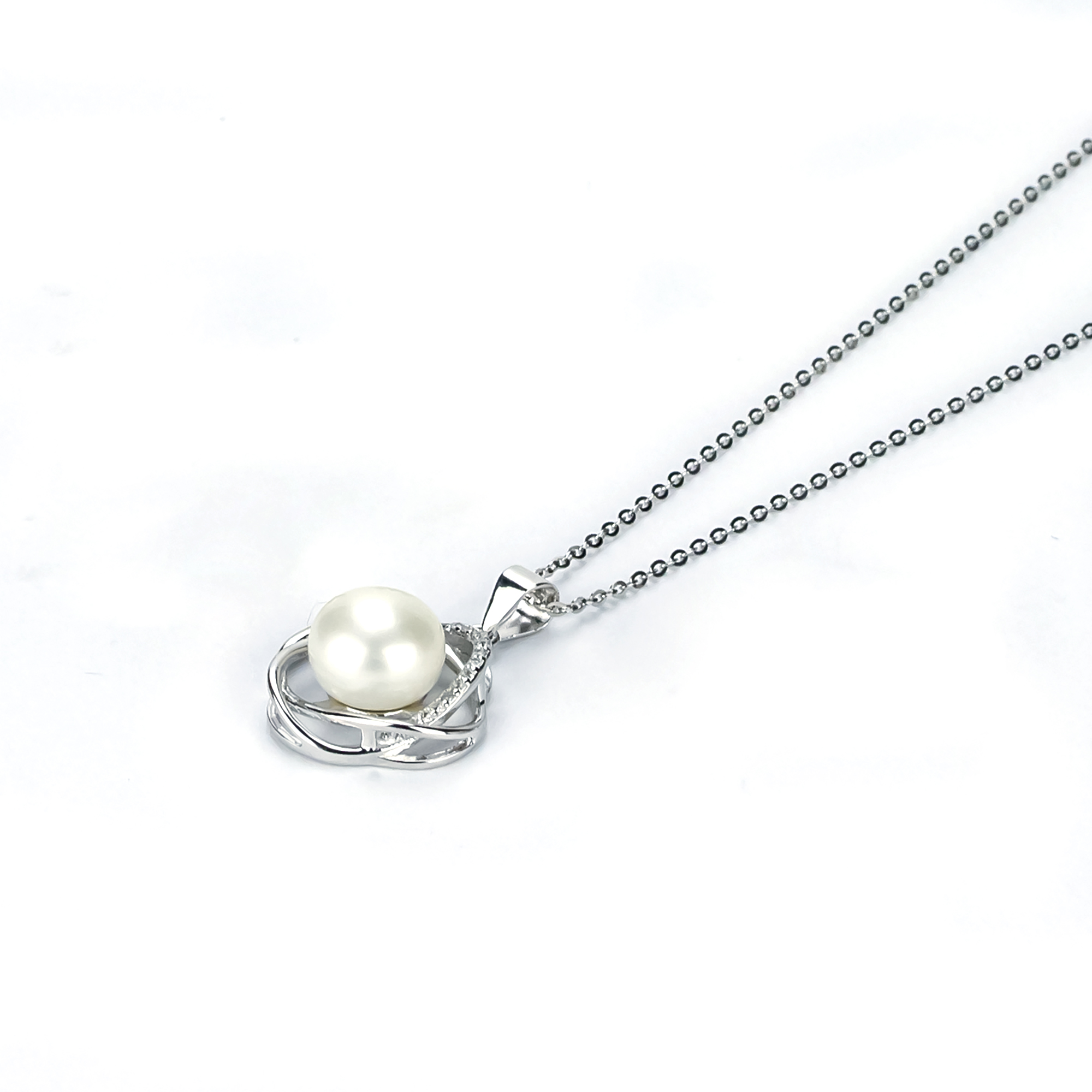 White Freshwater Pearl Pendant