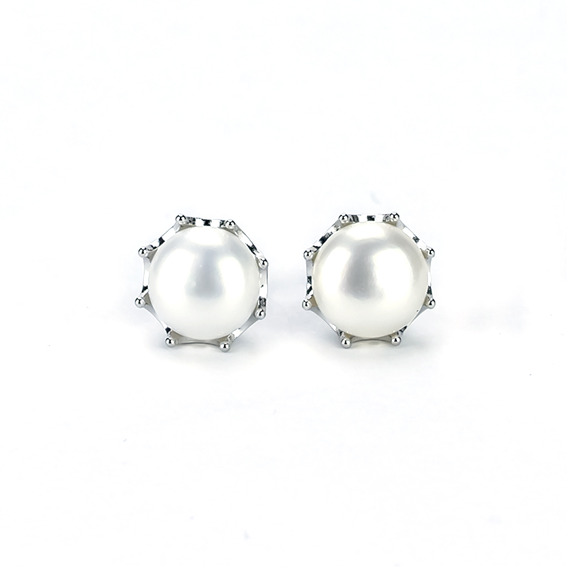 Silver Pearl Earring 