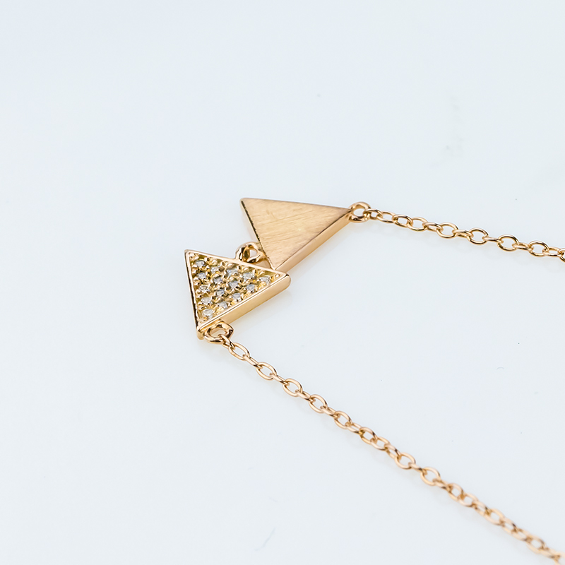 Double Triangle pendent necklace Double Triangle pendent necklace