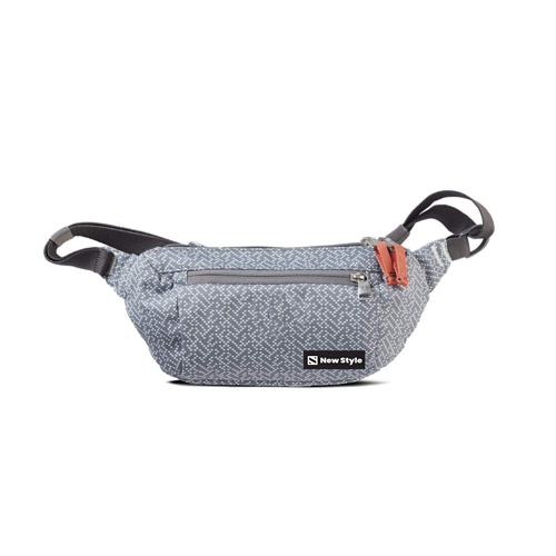Water resistant hip pack Water resistant hip pack