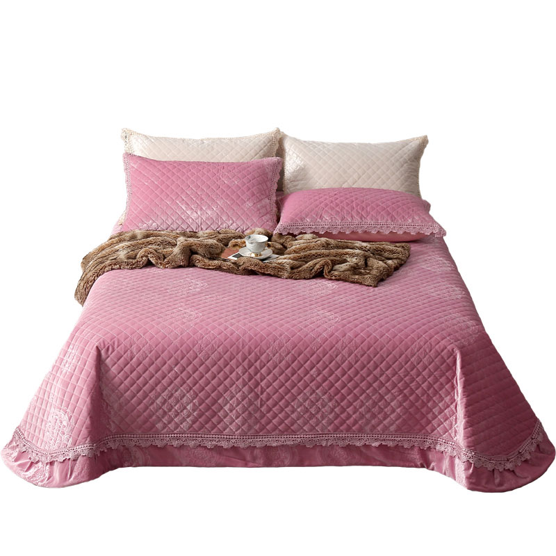 jaquard dutch fur comforter set