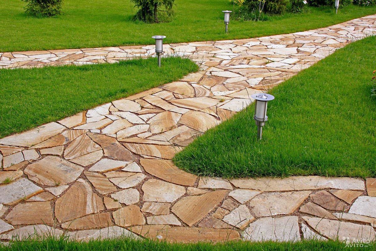 large sandstone rocks