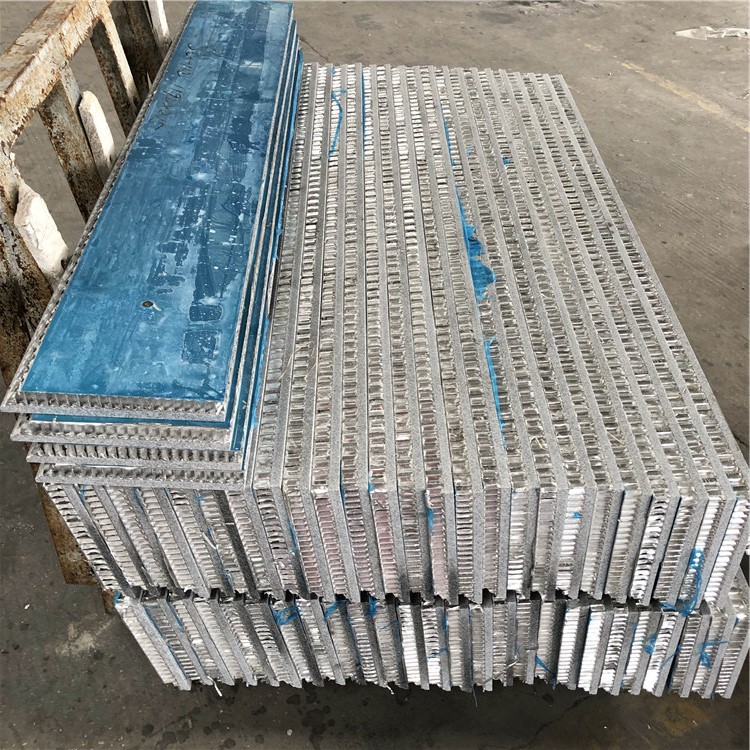 Composite aluminum honeycomb