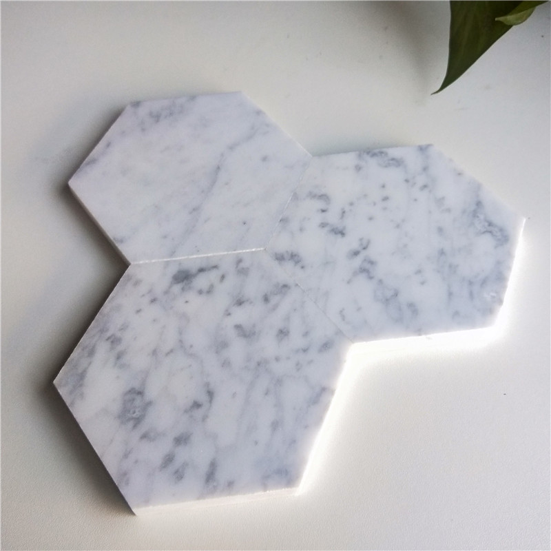 White marble Colorgon coaster White marble Colorgon coaster