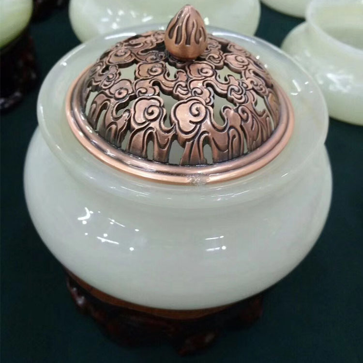 White Jade Art Crafts