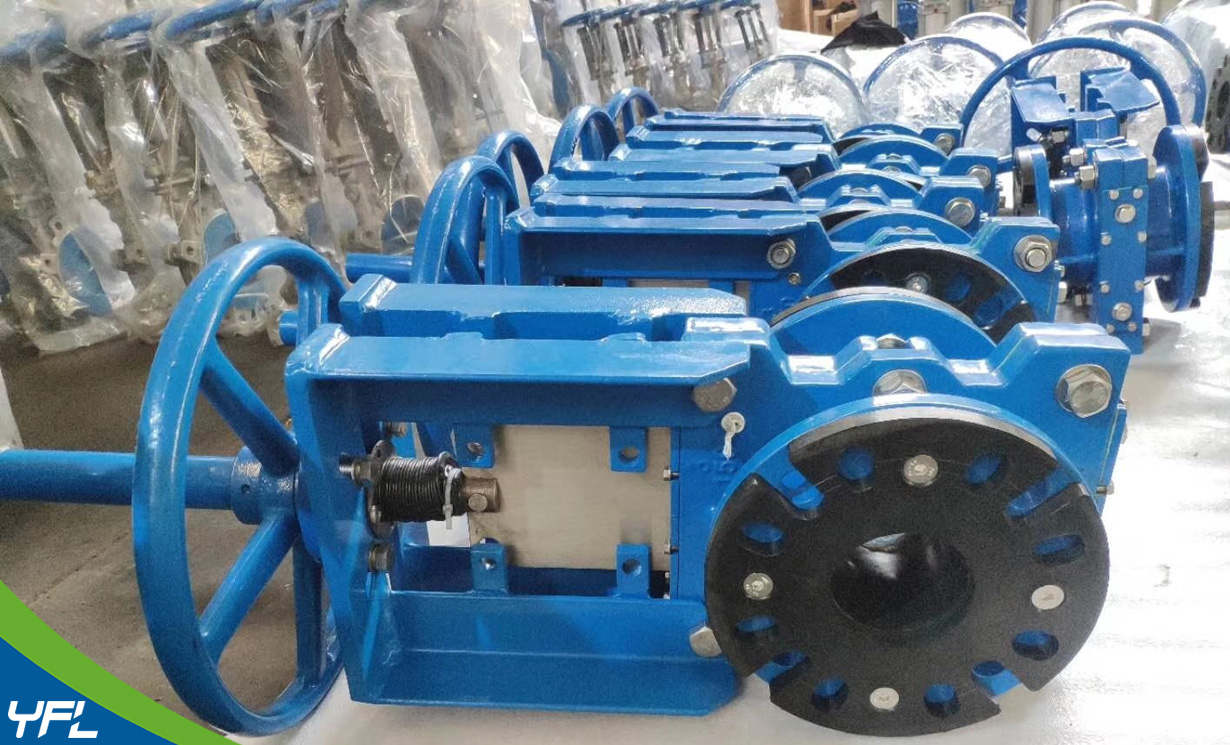 Wear resistant slurry knife gate valves