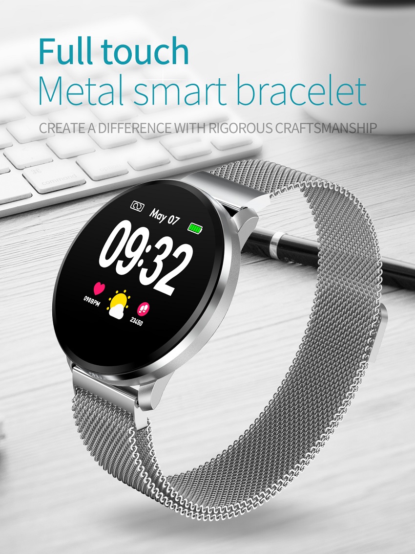 Metal smart watch for blood pressure monitoring