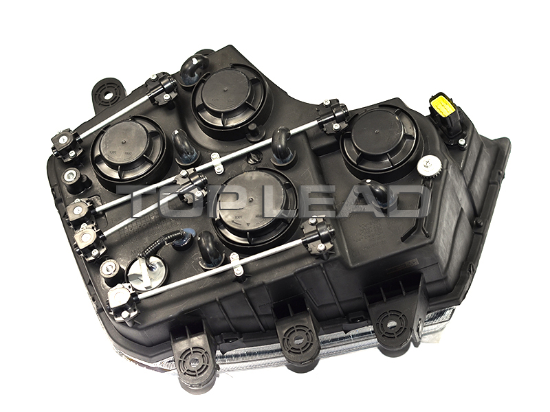 SINOTRUK Combination Headlamp Assembly (Right) SINOTRUK Combination Headlamp Assembly (Right)
