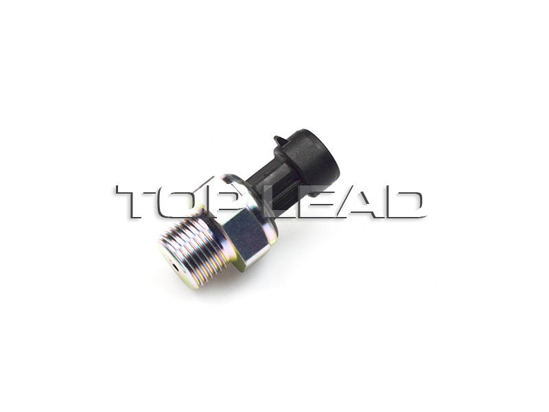 SINOTRUK HOWO Electronic Oil Pressure Sensor VG1092090311 SINOTRUK HOWO Electronic Oil Pressure Sensor VG1092090311