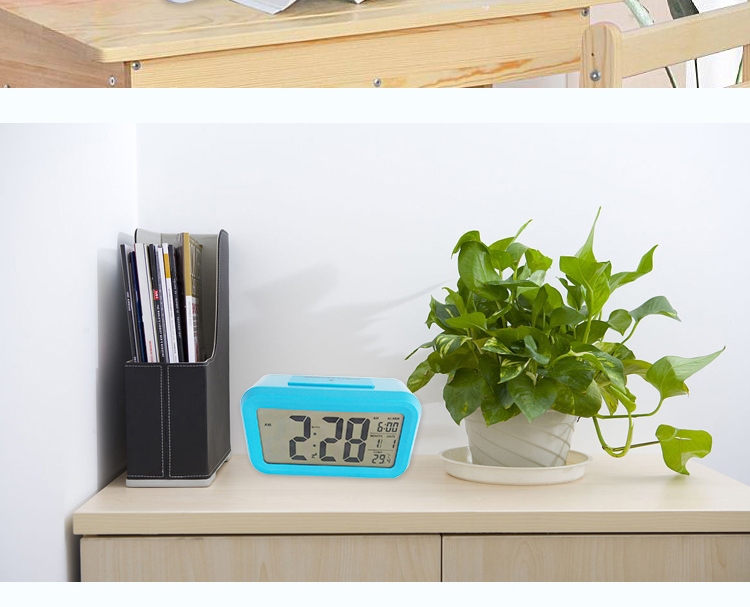 table clock with calendar and temperature