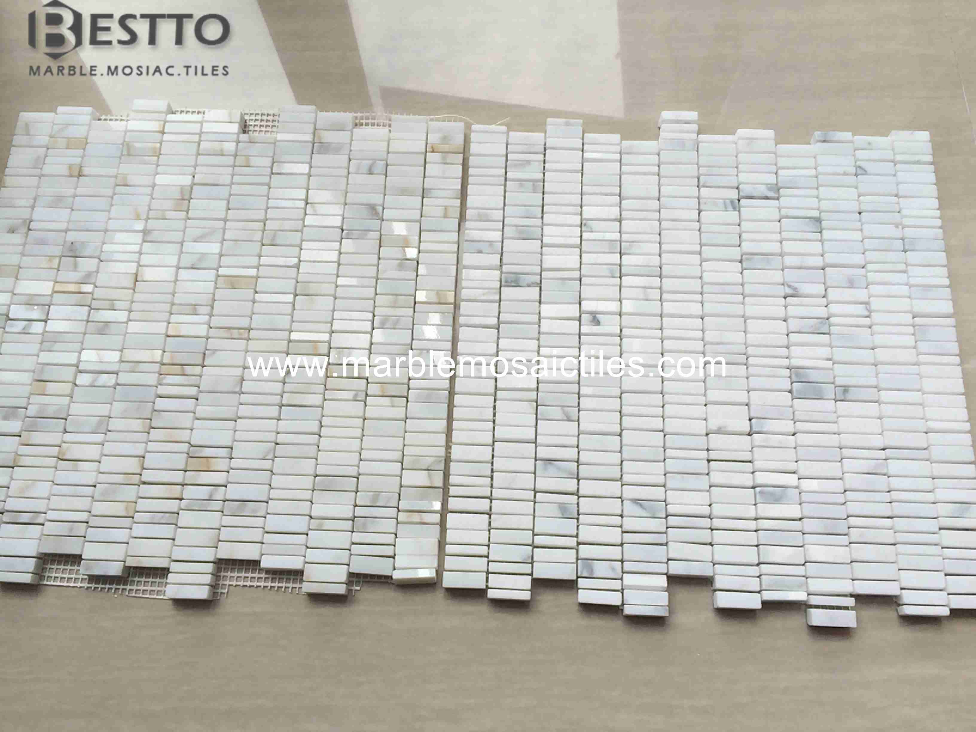 Calacatta Small vertical Mosaic Calacatta Small vertical Mosaic