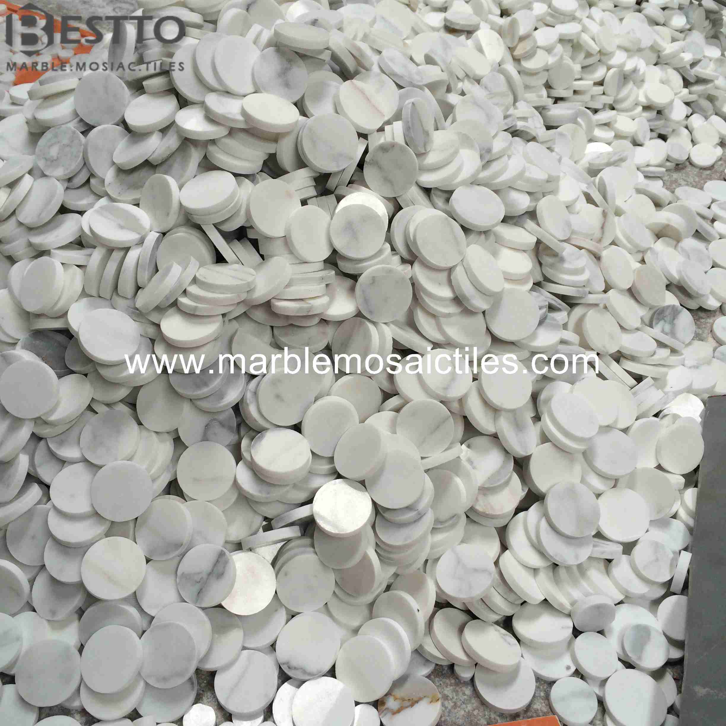 Calacatta Penny Round Mosaic Tile Calacatta Penny Round Mosaic Tile