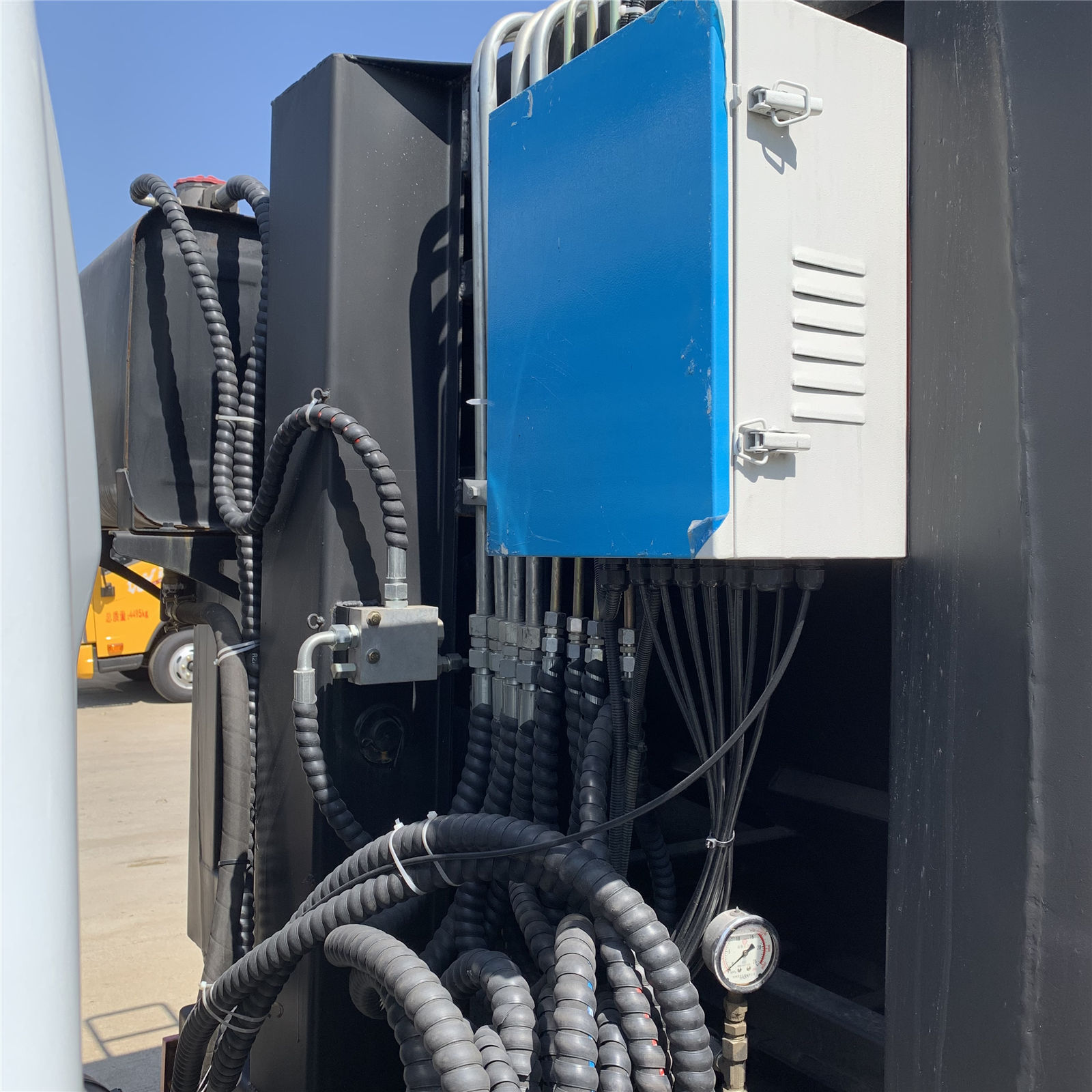 Commen electric control system Commen electric control system