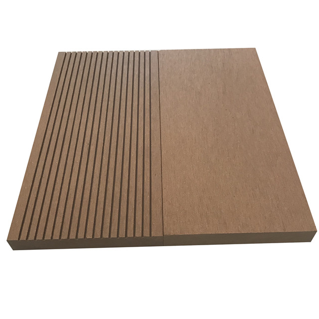 Wood composite decking