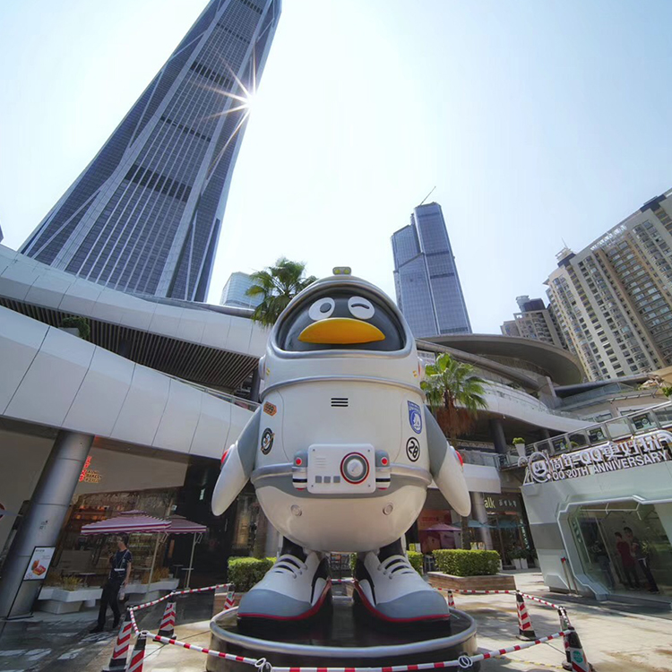 giant fiberglass penguin decorative sculpture