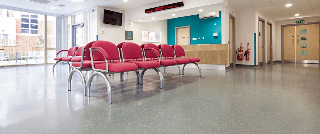 Rubber Chip Flooring For Hospital Waiting Area