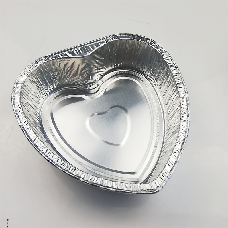 Heart shaped aluminum foil boxes