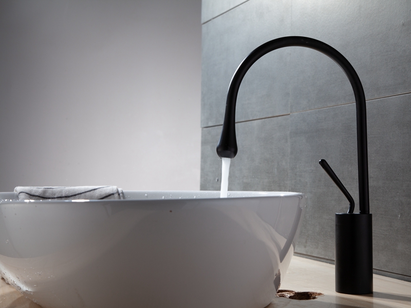 Pure Black Waterdrop Style Basin Faucet Pure Black Waterdrop Style Basin Faucet