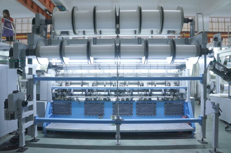 Zhongzhi factory warp knitting machine