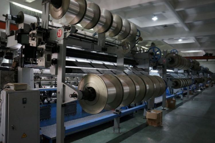 Zhongzhi factory warp knitting machine