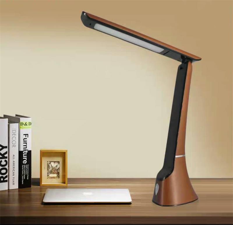 Eye protection LED desk lamp