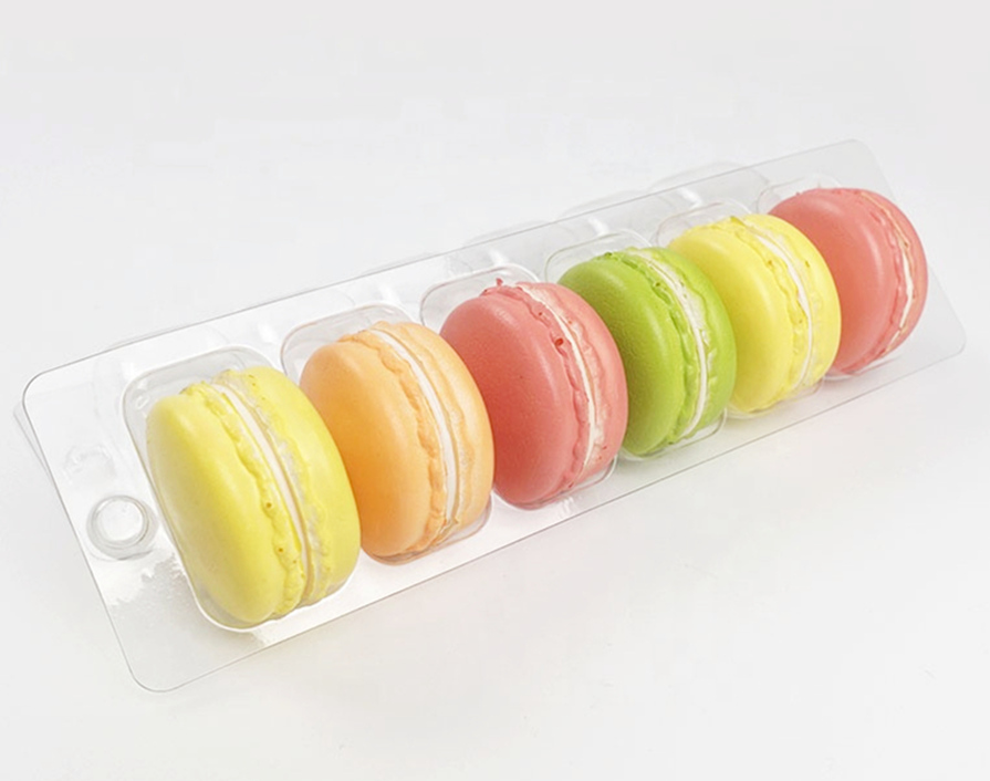 Blister packaging for macarons