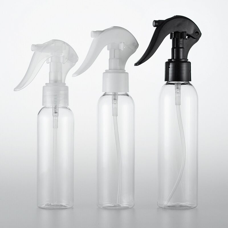 clear plastic spray bottle