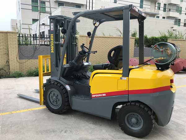 nissan lpg forklift