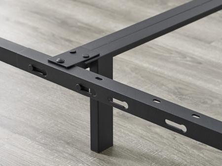 Universal Heavy-Duty Adjustable Metal Bed Frame