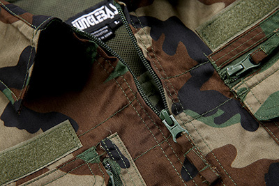 Military combat uniform