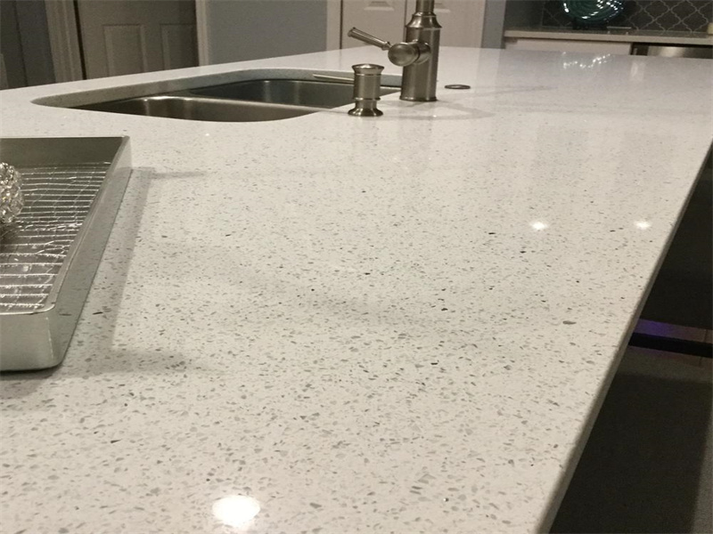 Sparkling White Quartz with Sink