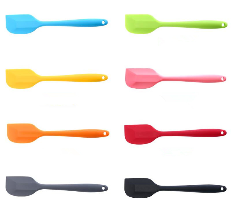 Heat-Resistant Silicone Spatula Heat-Resistant Silicone Spatula
