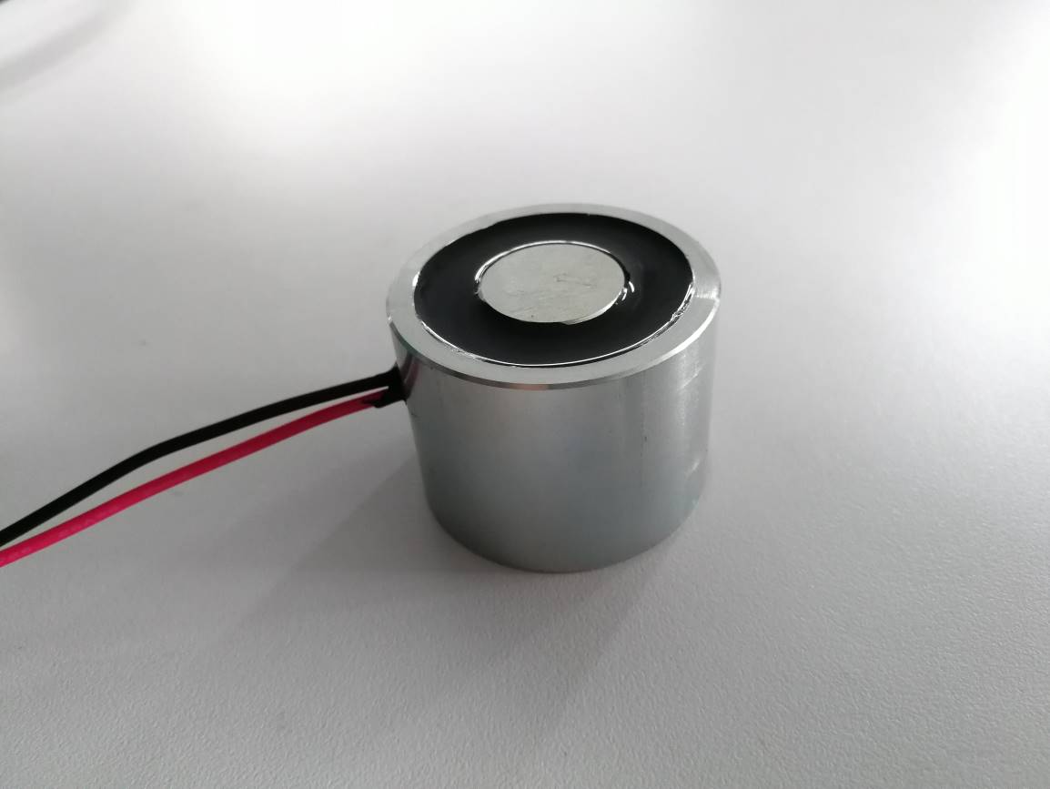 miniature round reverse electromagnet