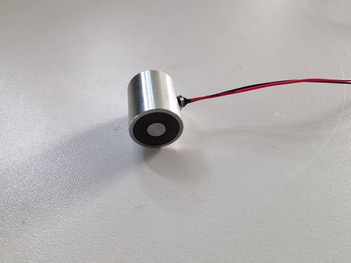 Mini Permanent solenoid