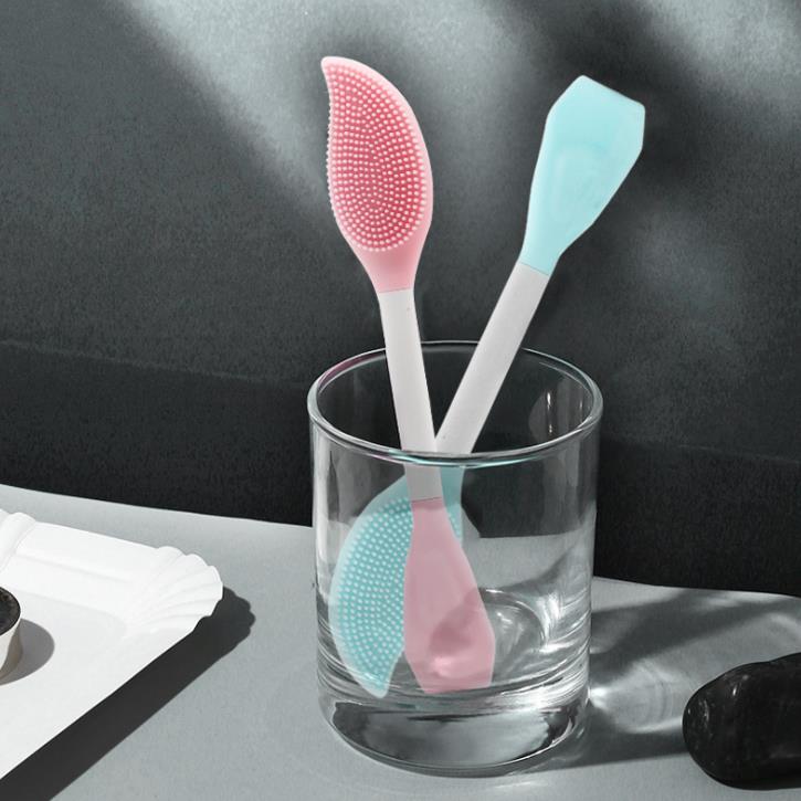 face mask tool applicator