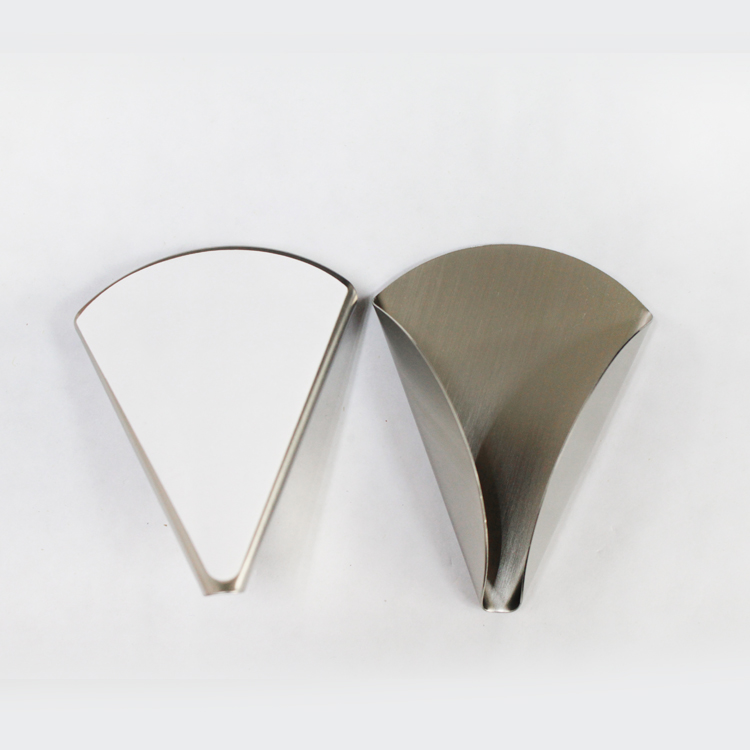 Simple decorative metal hook Simple decorative metal hook