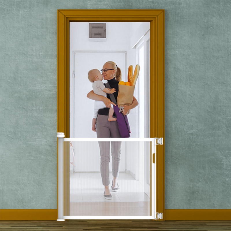 baby retractable gate