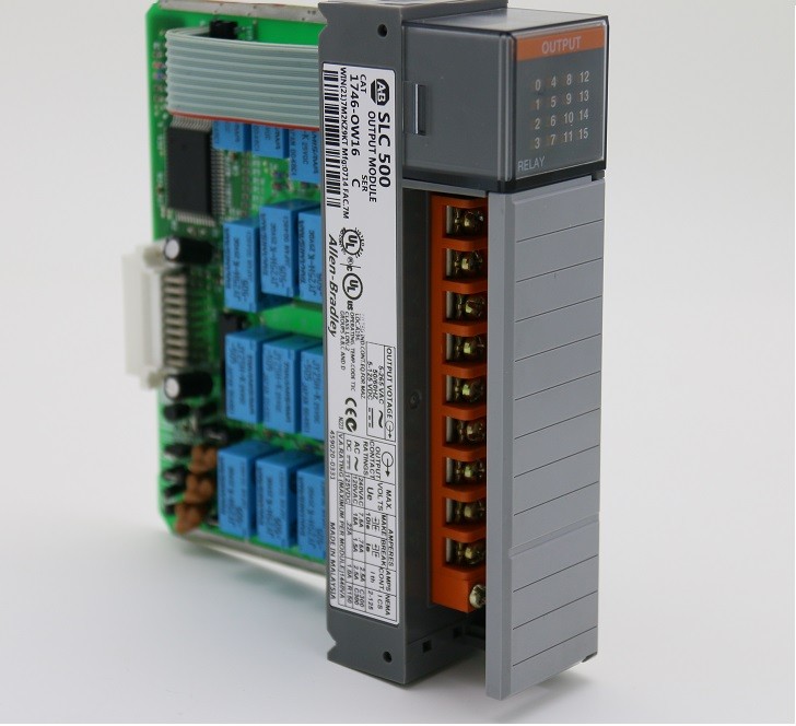 Allen Bradley 1756-OB16S