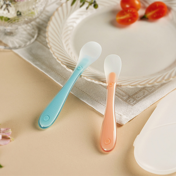 Baby silicone spoon