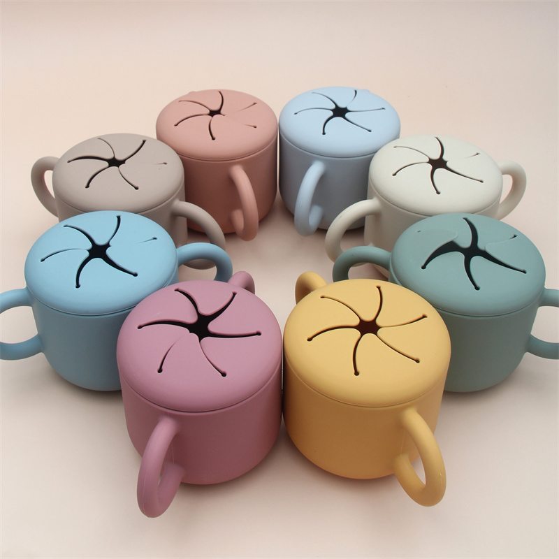 Multicolor customizable snack cup