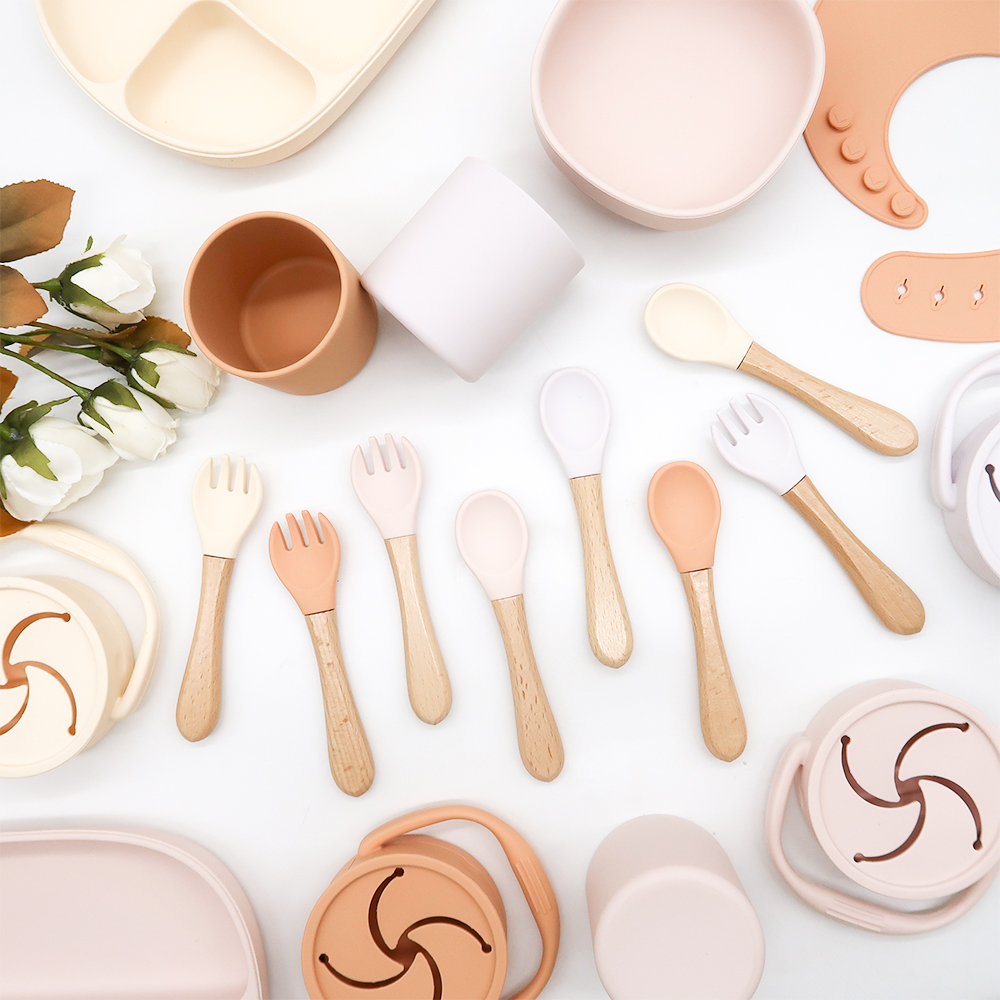 baby feeding spoon fork