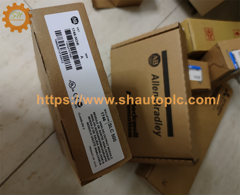 Allen Bradley 2711P-T12C4D8