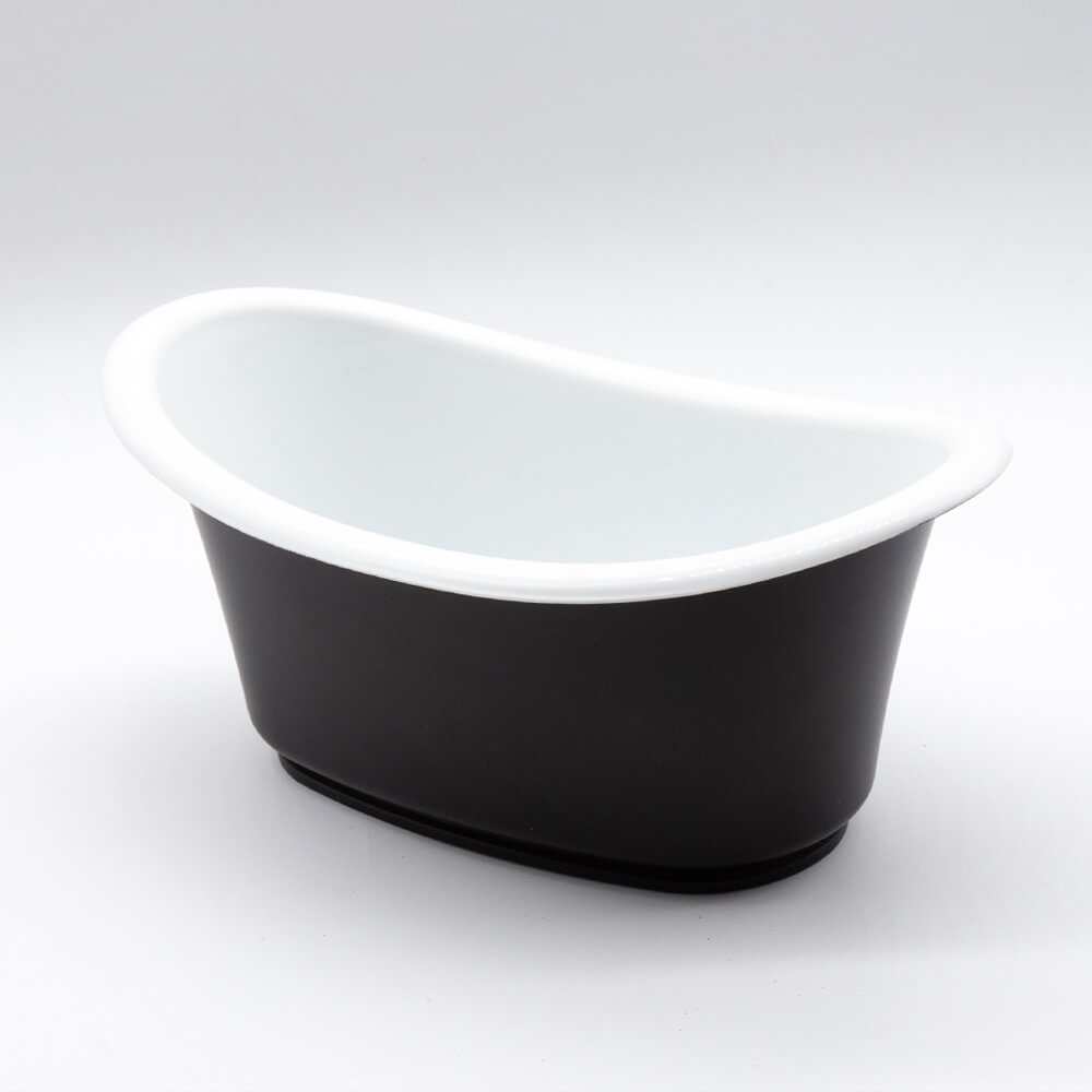 Black and white mini bathtub decoration