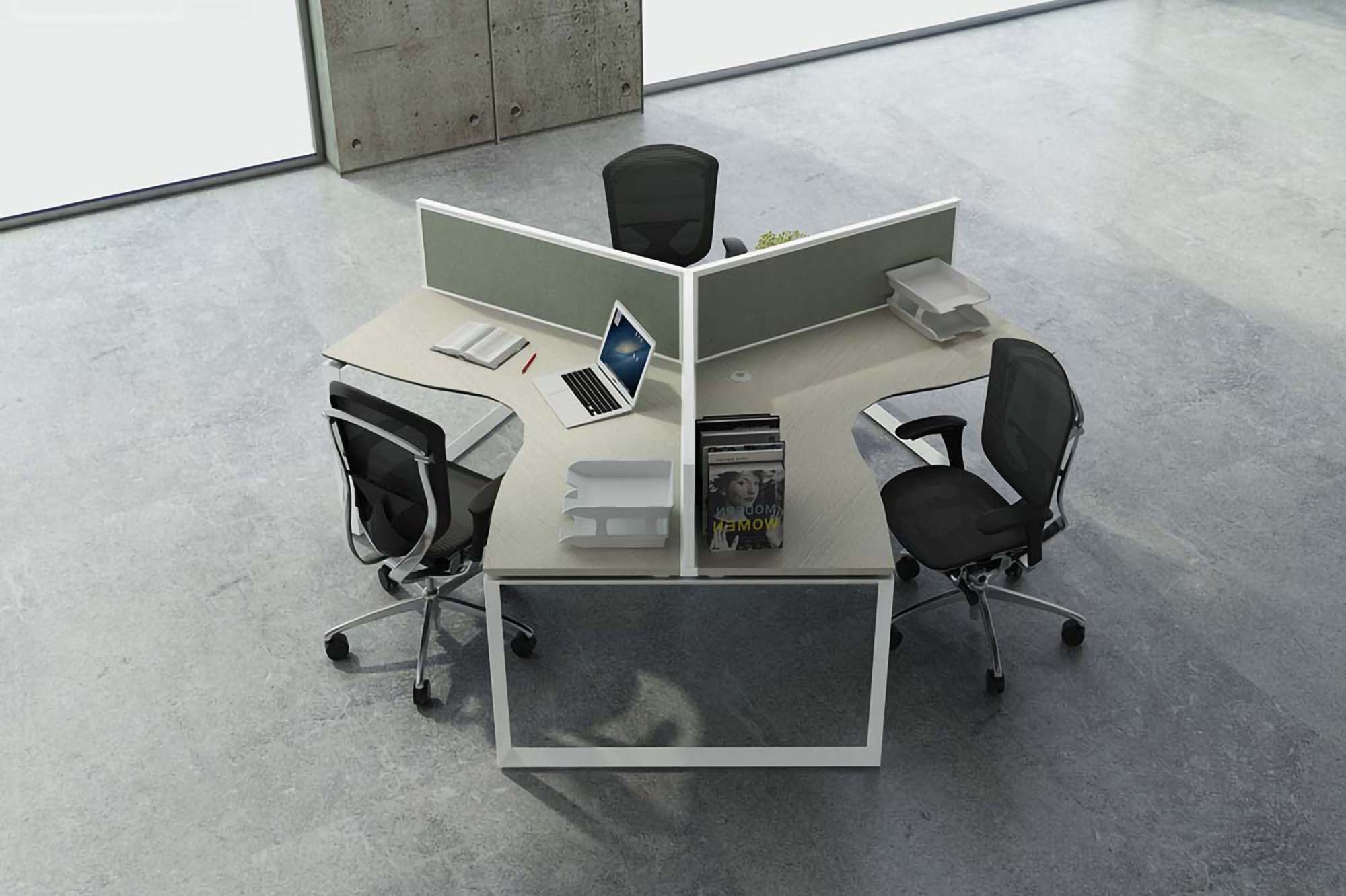 Desk mounted screens with fabric and pinable