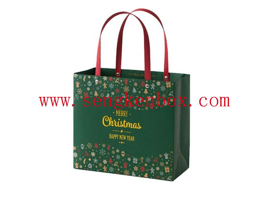 Christmas Style Paper Gift Bags Christmas Style Paper Gift Bags