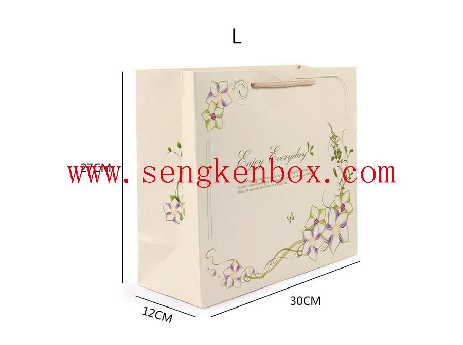 Simple Floral Pattern Waterproof Gift Bag With Cloth Handle Simple Floral Pattern Waterproof Gift Bag With Cloth Handle