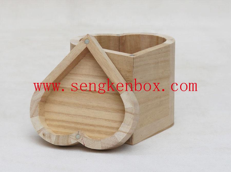 Love shape Packaging Wooden Box