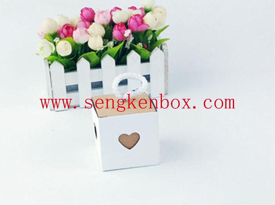 Split-Level Heart Design Gift Paper Case Split-Level Heart Design Gift Paper Case